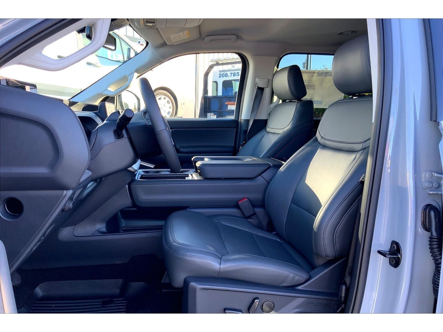 2027 Ford Expedition MAX Active