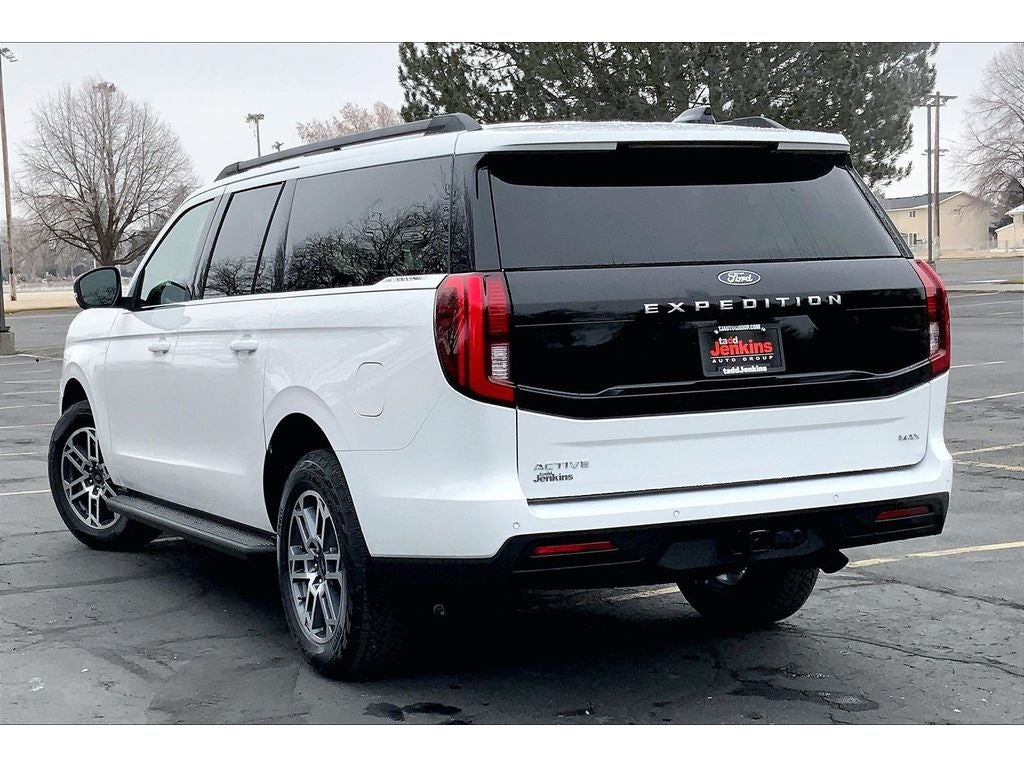 2026 Ford Expedition MAX Active