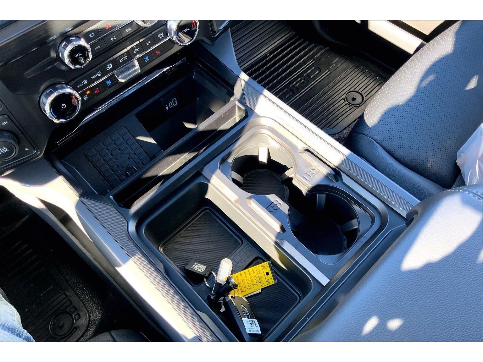2027 Ford F-250 Super Duty LARIAT