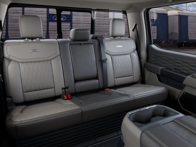 2027 Ford F-250 Super Duty Platinum