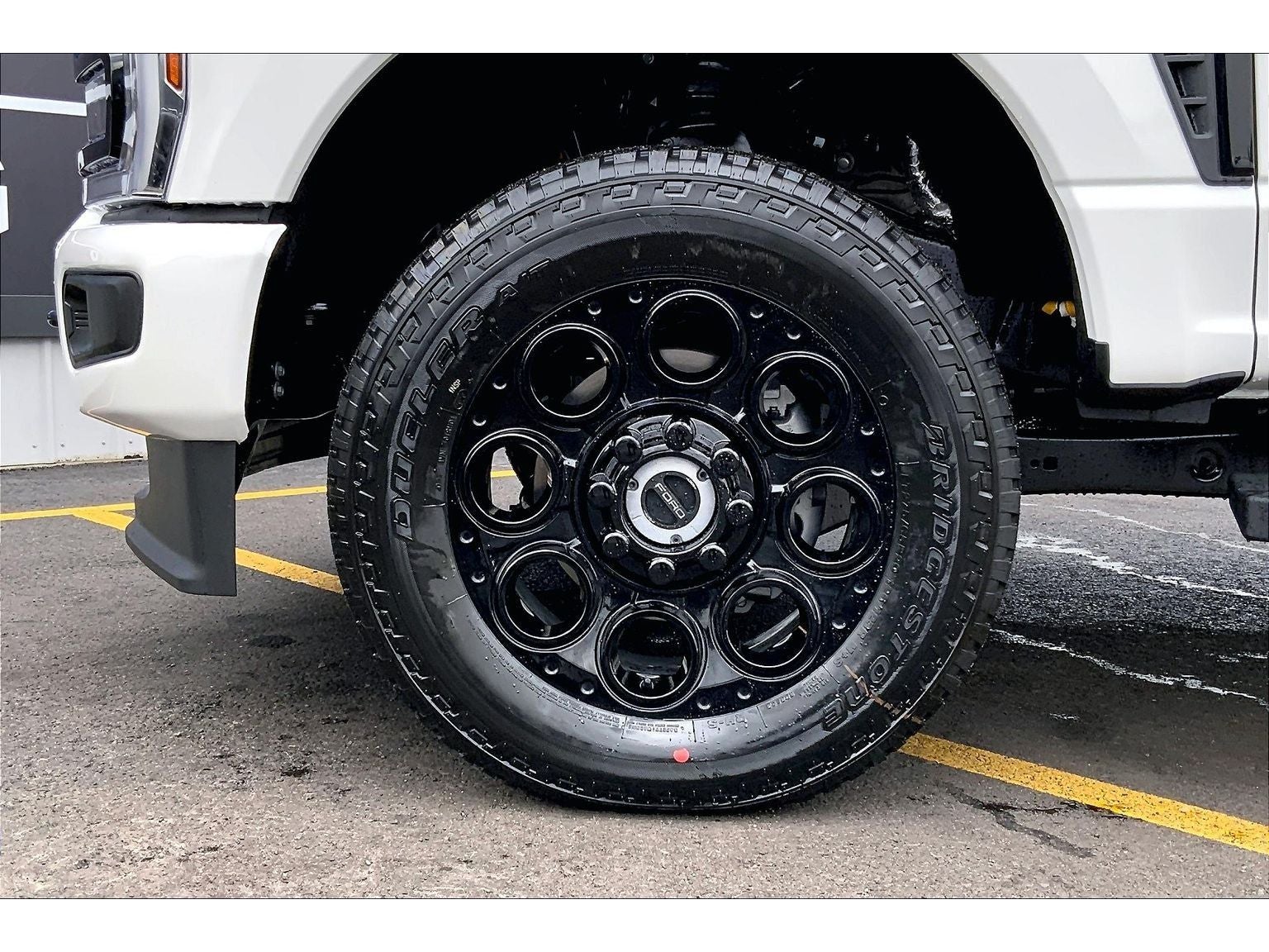 2027 Ford F-250 Super Duty LARIAT