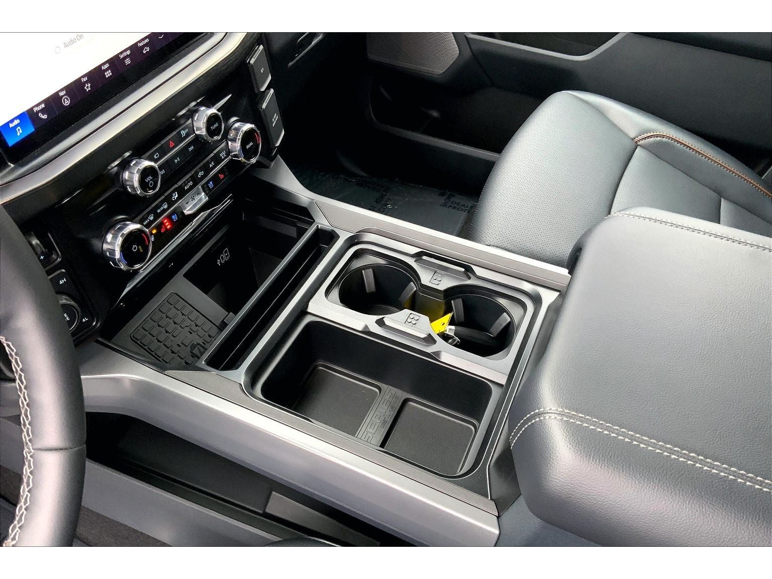 2027 Ford F-250 Super Duty LARIAT