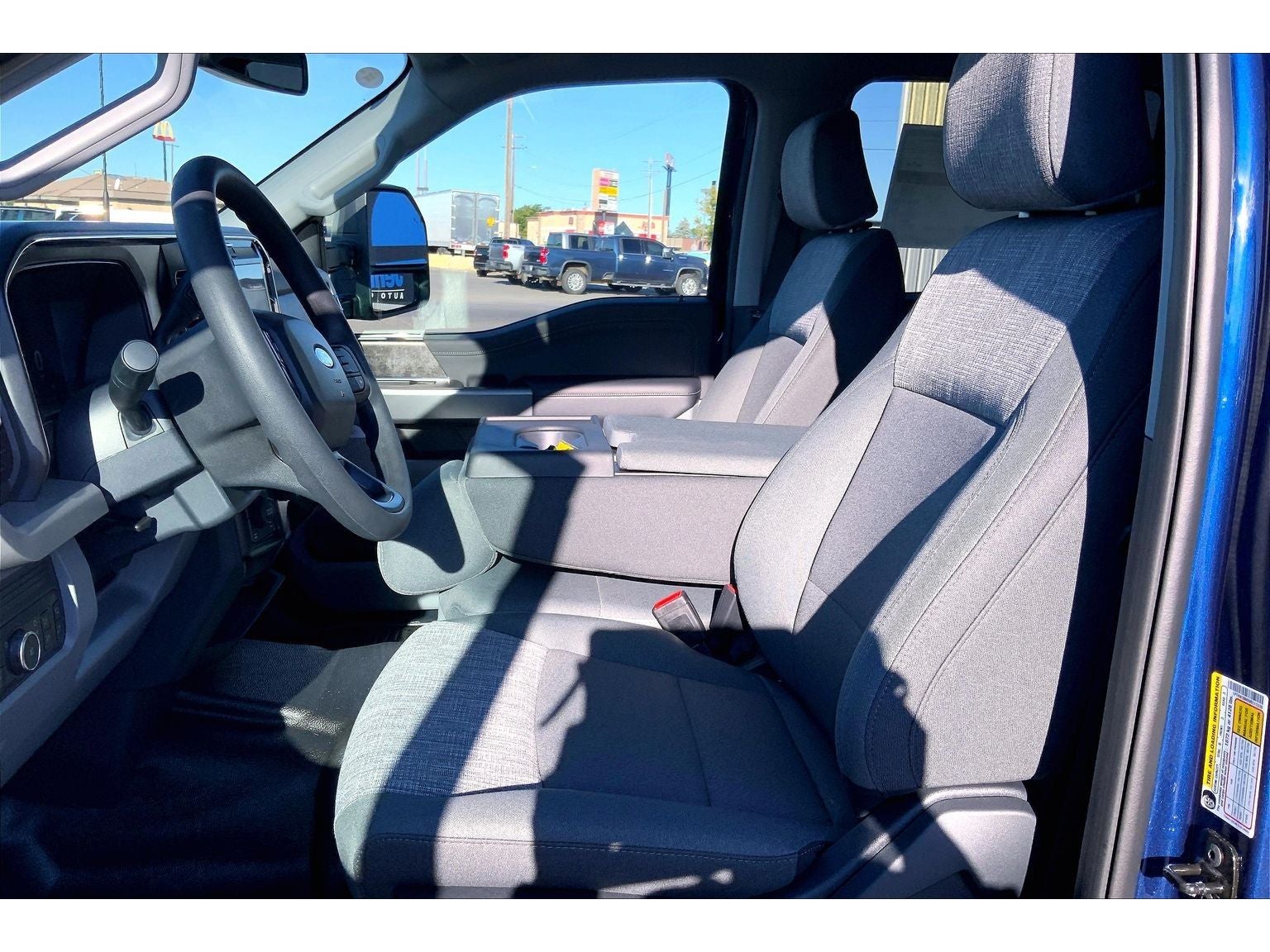 2027 Ford F-350 Super Duty XLT