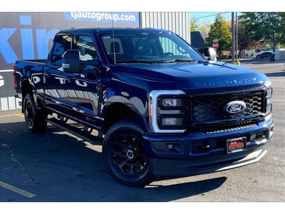 2027 Ford F-350 Super Duty XLT