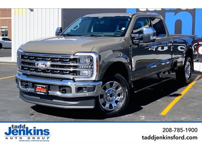 2027 Ford F-350 Super Duty LARIAT