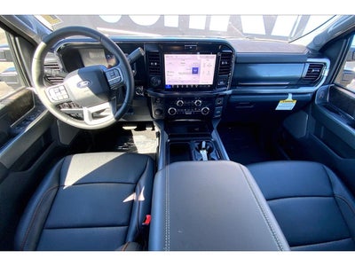 2027 Ford F-350 Super Duty LARIAT