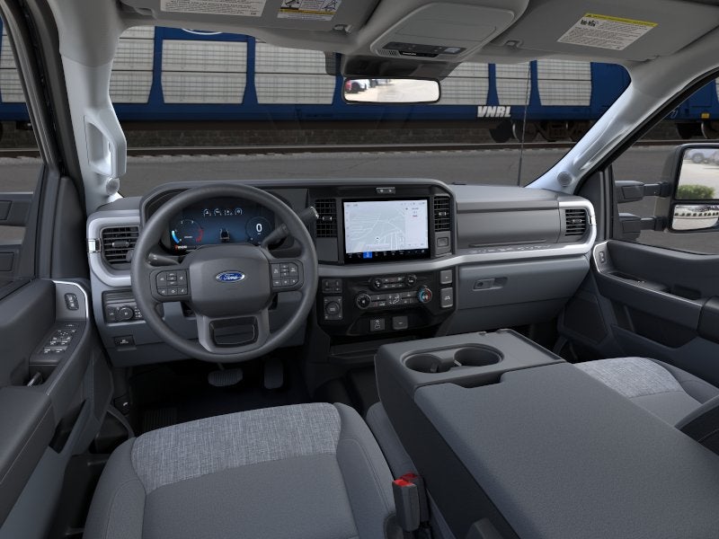 2026 Ford F-350 Super Duty XLT
