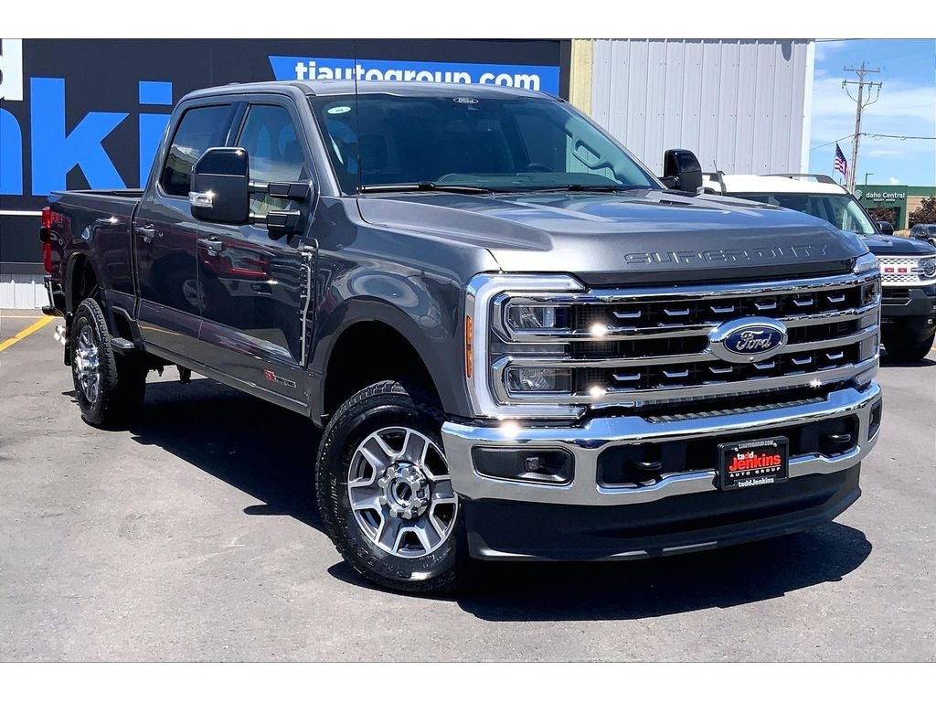 2026 Ford F-350 Super Duty LARIAT