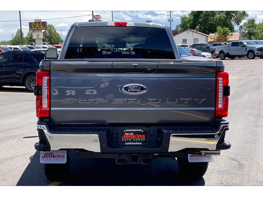 2026 Ford F-350 Super Duty LARIAT