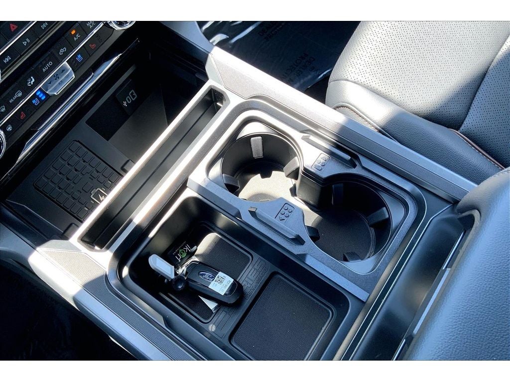 2026 Ford F-350 Super Duty LARIAT