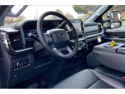 2026 Ford F-350 Super Duty LARIAT