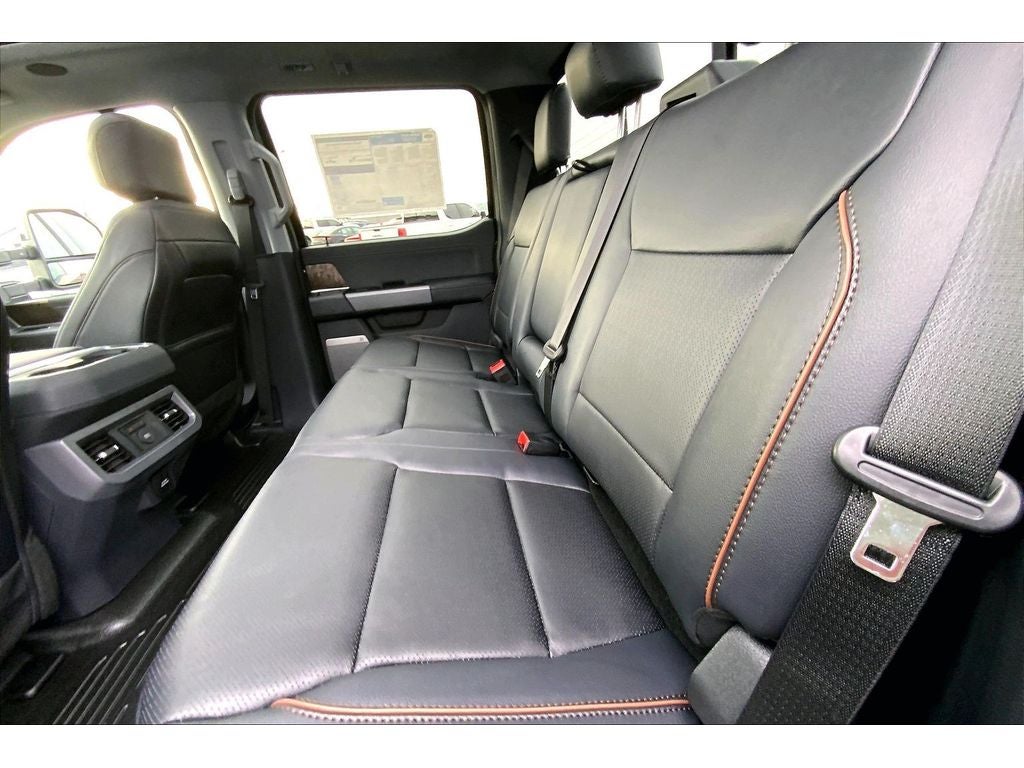 2026 Ford F-350 Super Duty LARIAT