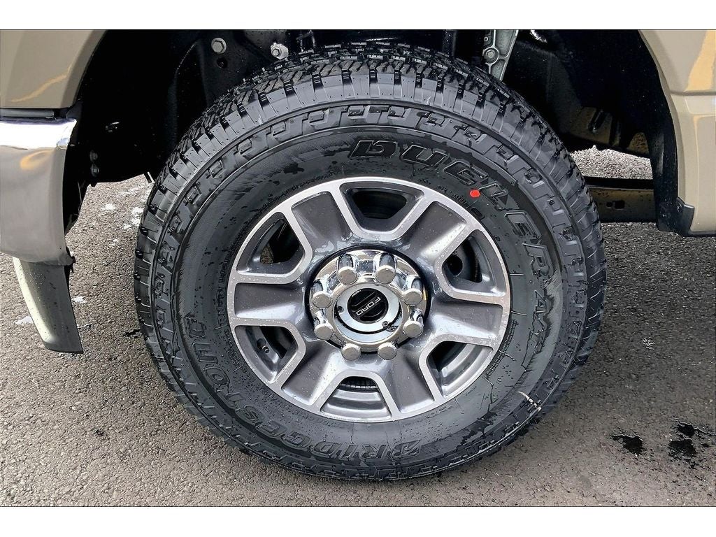 2026 Ford F-350 Super Duty LARIAT