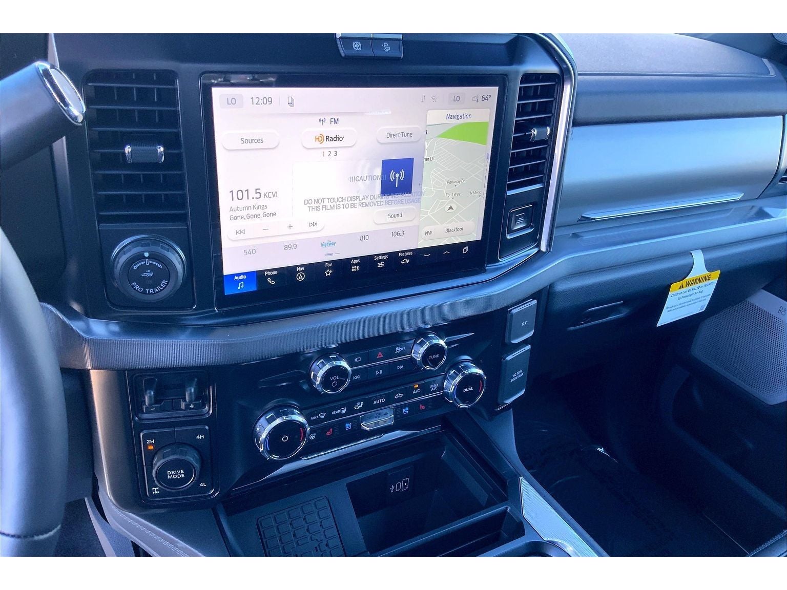 2027 Ford F-350 Super Duty Platinum