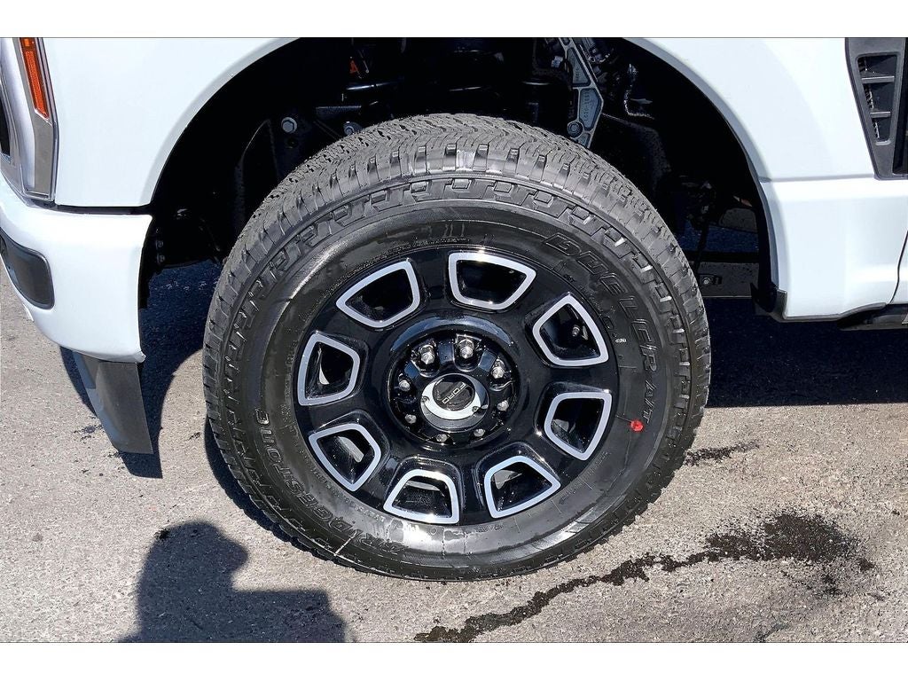 2026 Ford F-350 Super Duty Platinum