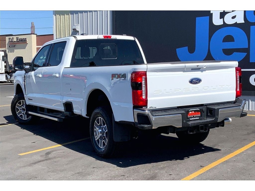 2026 Ford F-350 Super Duty LARIAT