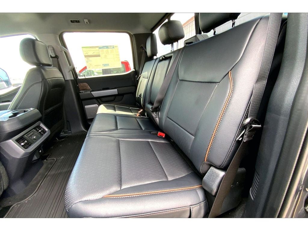 2026 Ford F-350 Super Duty LARIAT
