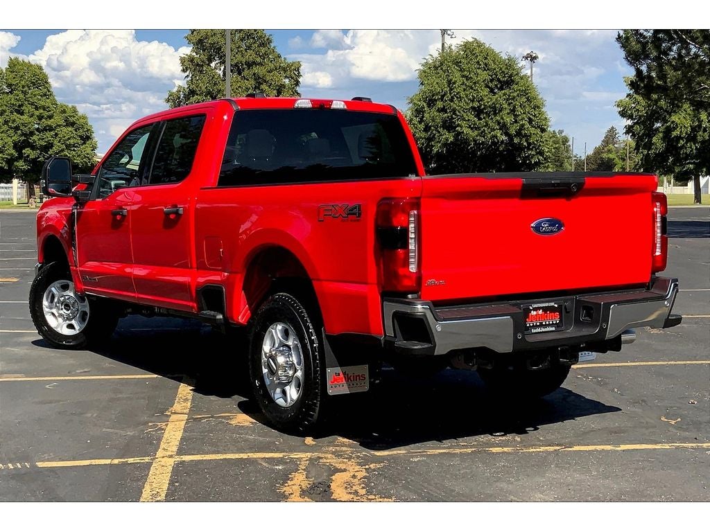 2025 Ford F-350 Super Duty XLT