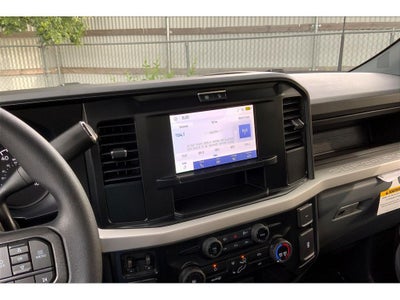 2025 Ford F-350 Super Duty XL