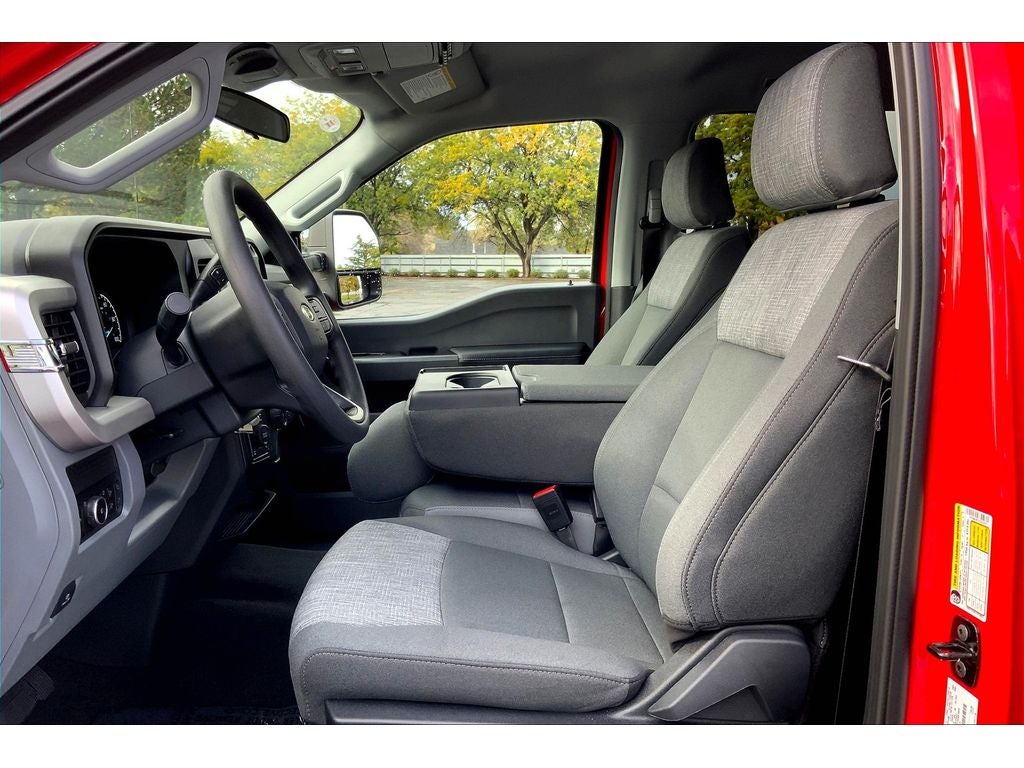 2026 Ford F-350 Super Duty XLT