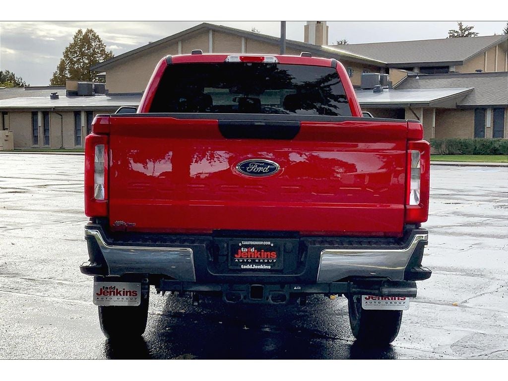 2026 Ford F-350 Super Duty XLT