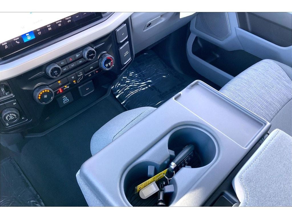 2026 Ford F-350 Super Duty XLT