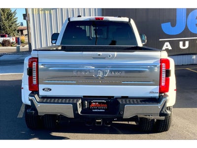 2027 Ford F-350 Super Duty King Ranch