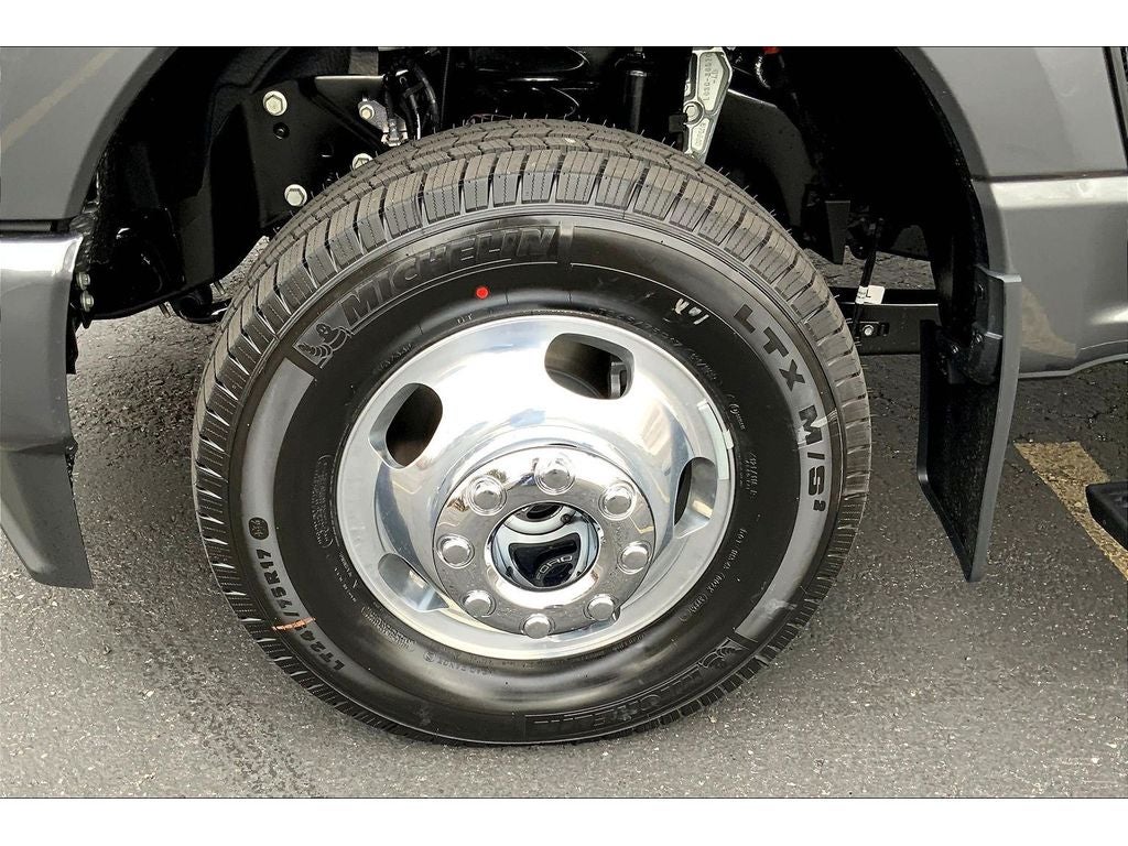 2026 Ford F-350 Super Duty Platinum