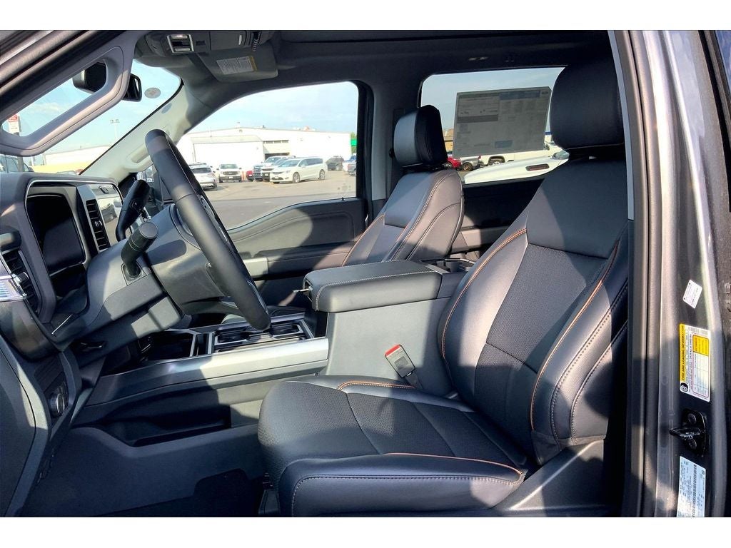 2026 Ford F-350 Super Duty LARIAT