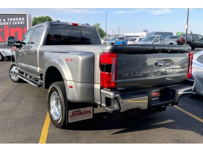 2026 Ford F-350 Super Duty LARIAT