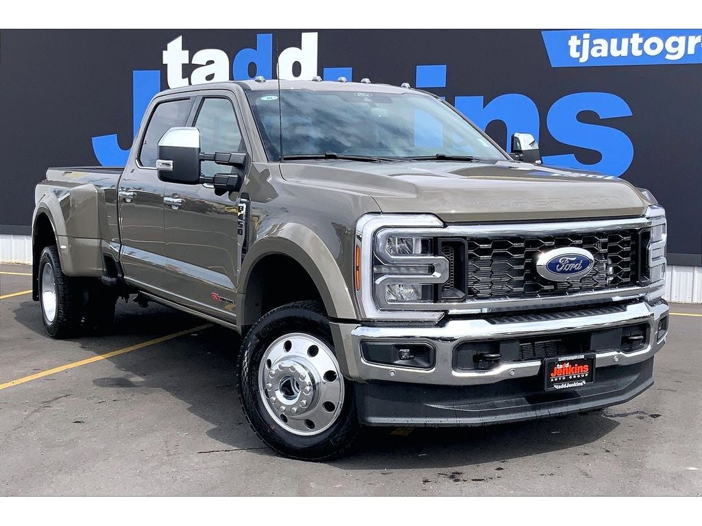 2026 Ford F-450 LARIAT