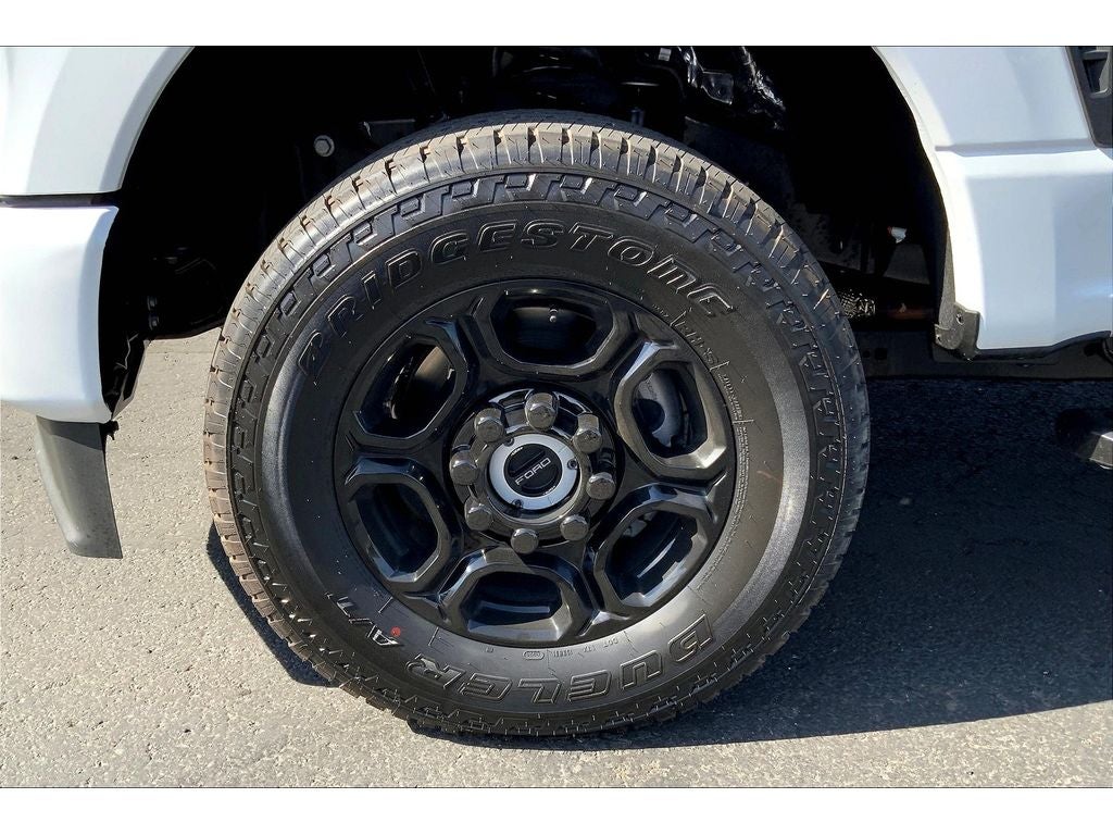 2025 Ford F-350 Super Duty XL