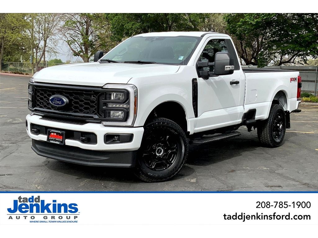 2025 Ford F-350 Super Duty XL