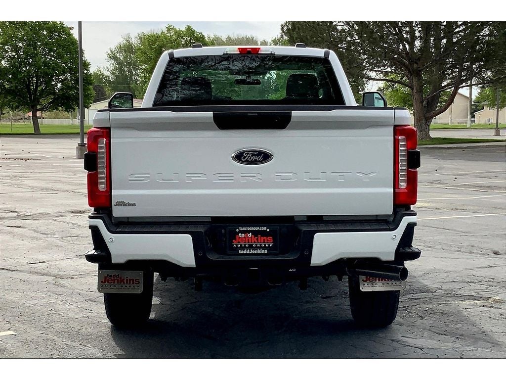 2025 Ford F-350 Super Duty XL