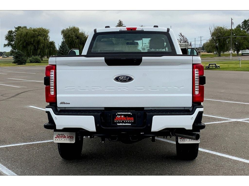 2025 Ford F-350 Super Duty XL