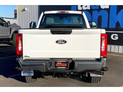 2027 Ford F-350 Super Duty XL