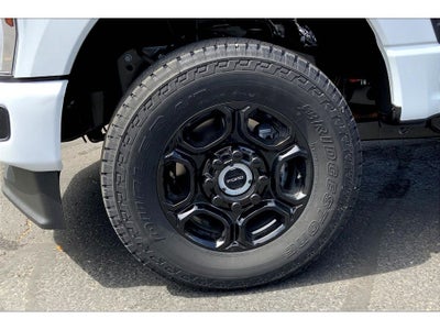 2025 Ford F-350 Super Duty XL