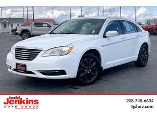 2014 Chrysler 200 LX