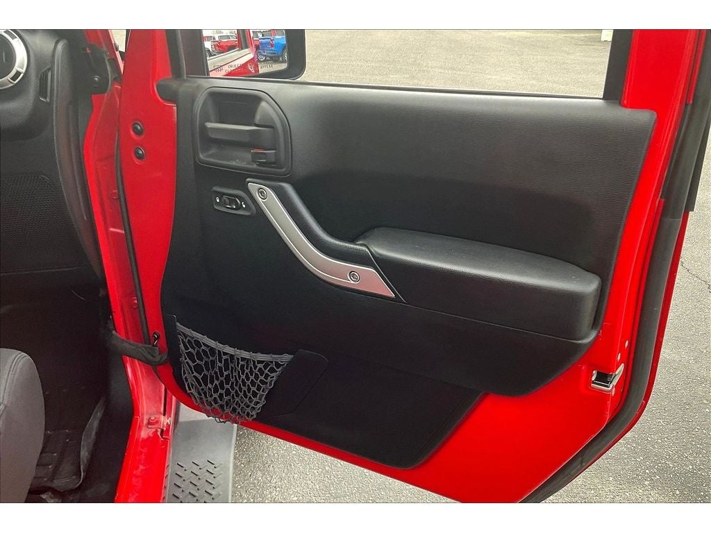 2012 Jeep Wrangler Unlimited Sahara