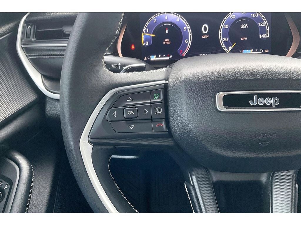 2023 Jeep Grand Cherokee L Altitude