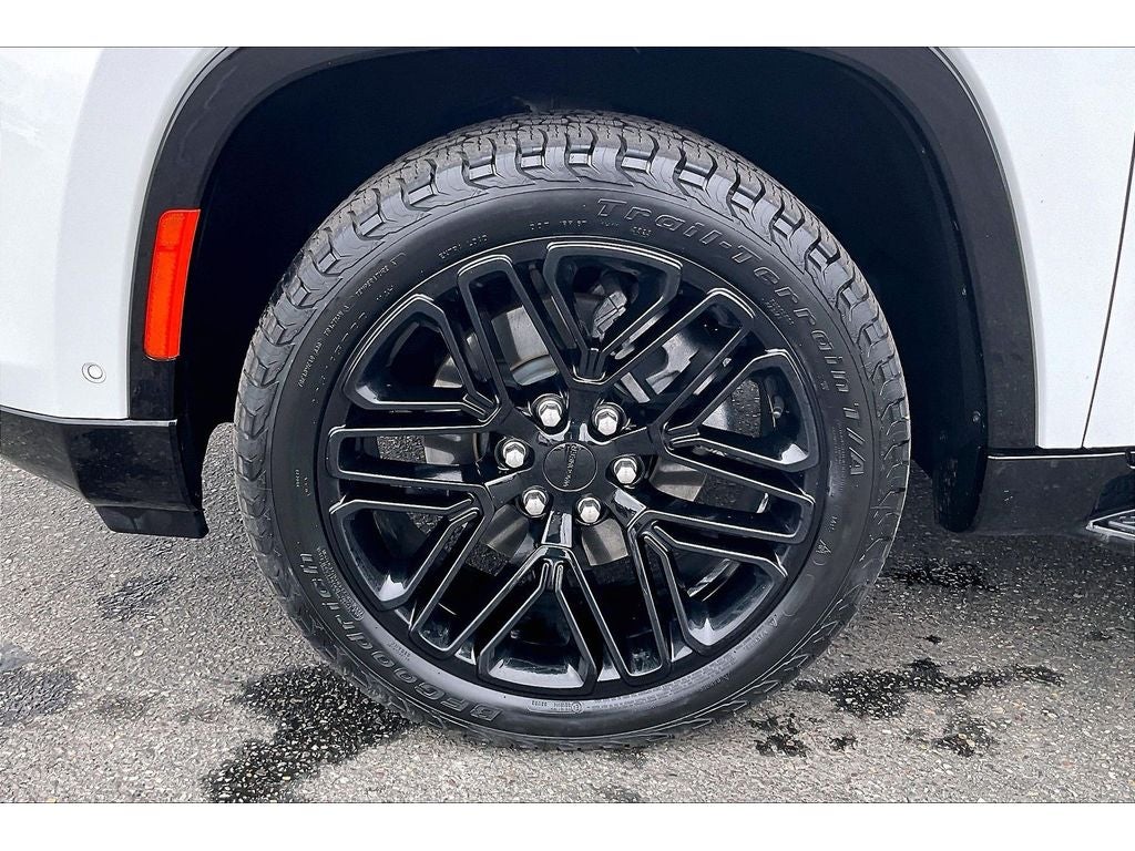 2022 Jeep Wagoneer Series III Carbide