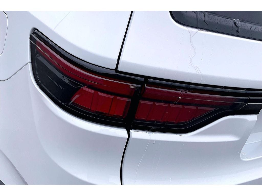 2022 Jeep Wagoneer Series III Carbide