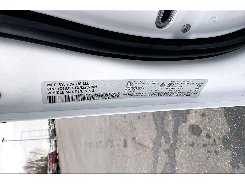 2022 Jeep Wagoneer Series III Carbide