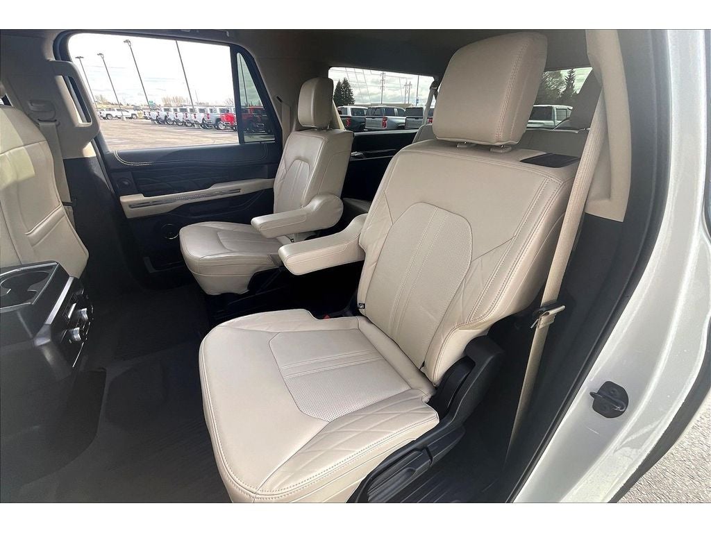 2024 Ford Expedition Max Platinum