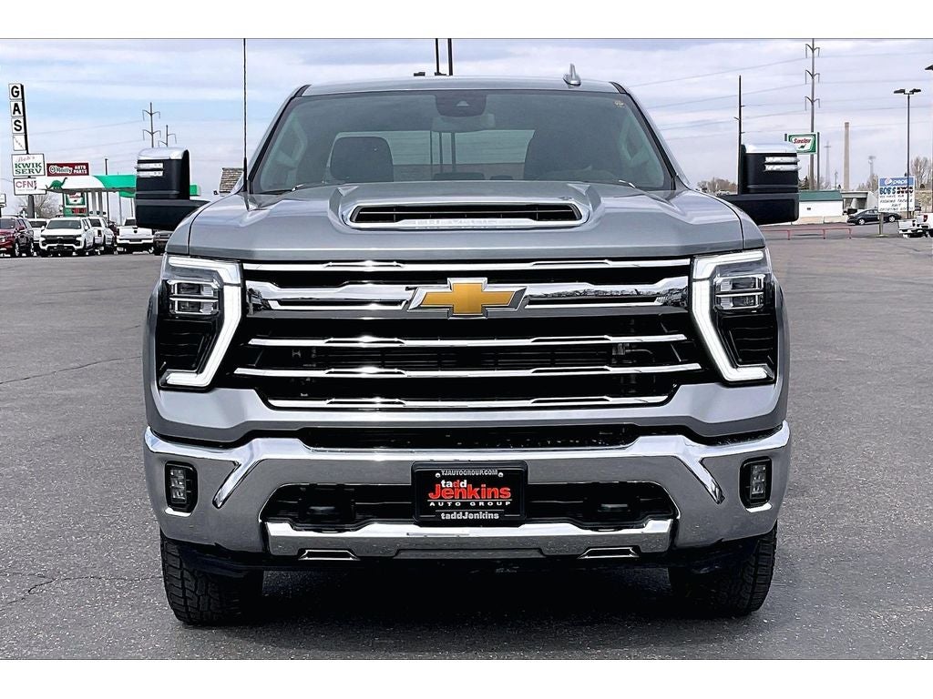 2025 Chevrolet Silverado 3500 HD LTZ