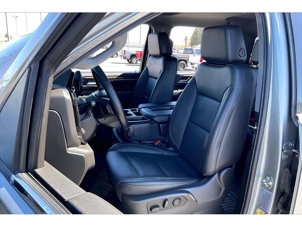 2025 Chevrolet Silverado 3500 HD LTZ