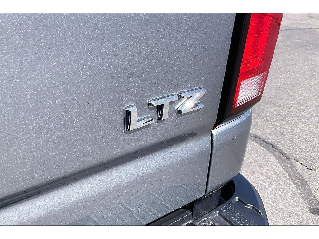 2025 Chevrolet Silverado 3500 HD LTZ