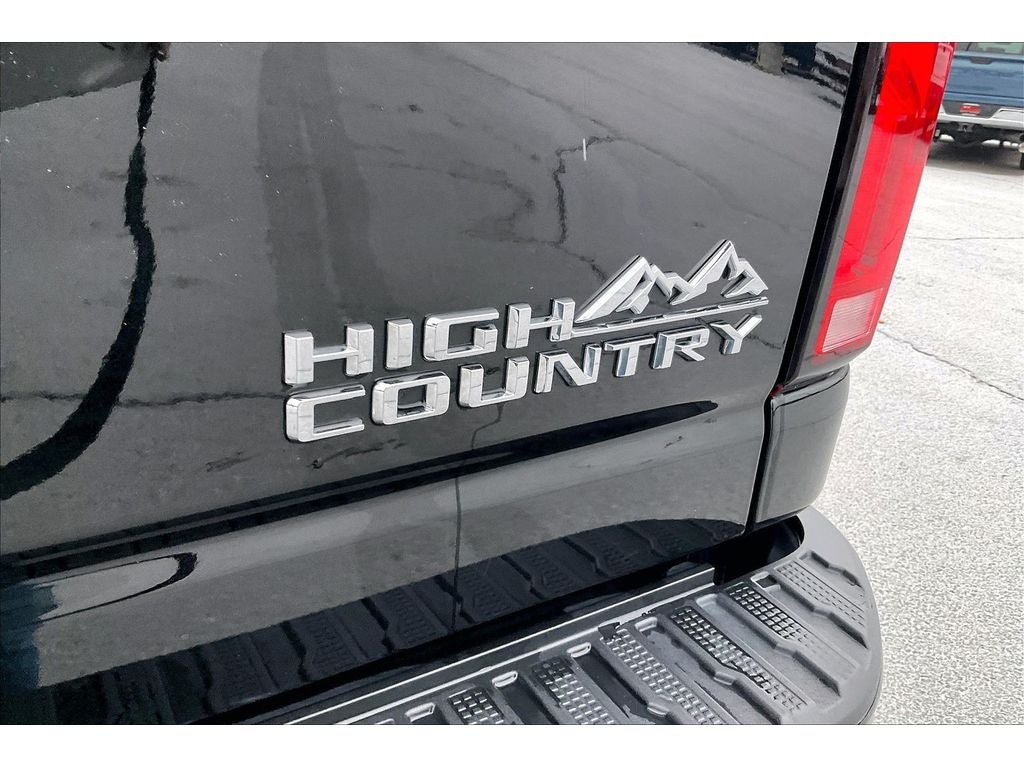 2025 Chevrolet Silverado 3500 HD High Country