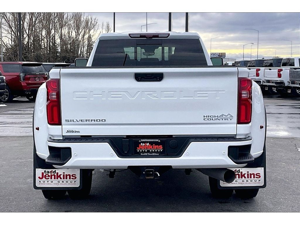 2024 Chevrolet Silverado 3500 HD High Country