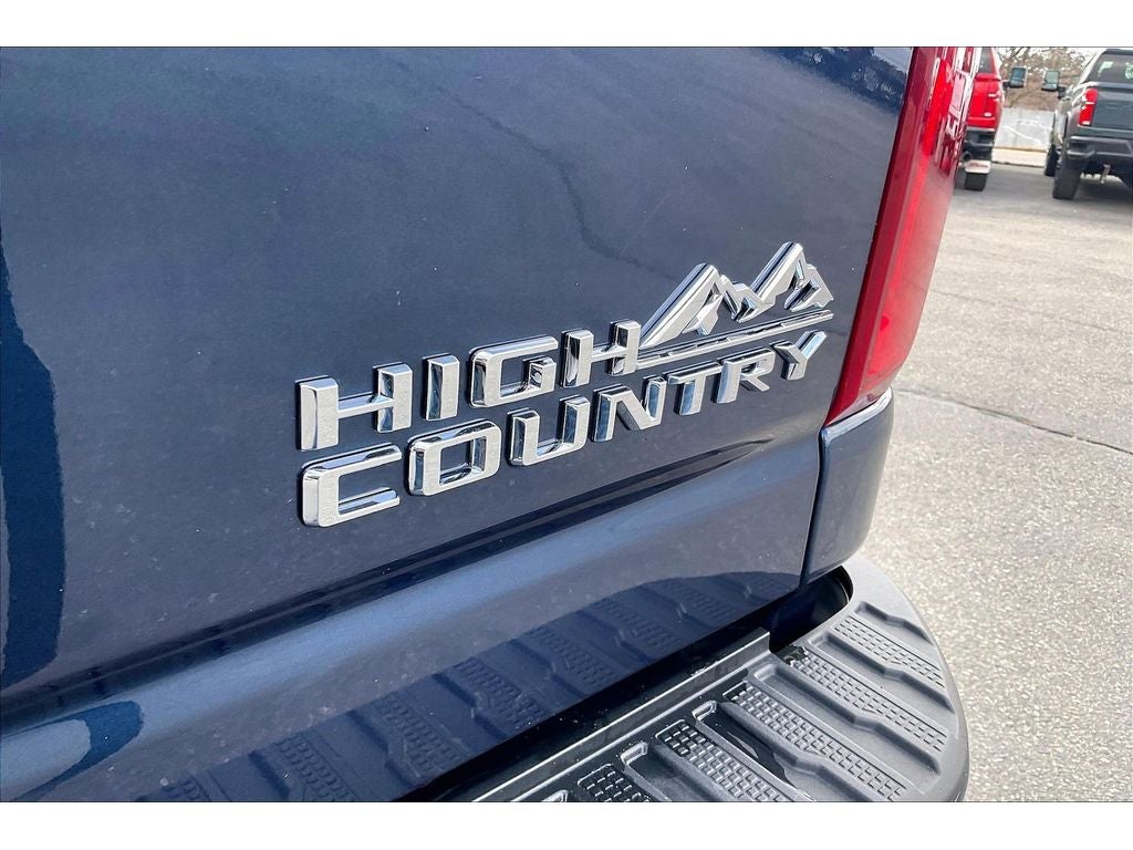 2022 Chevrolet Silverado 3500 HD High Country